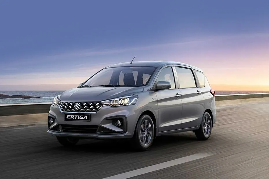Suzuki Ertiga Hybrid: Solusi Mobil Keluarga Nyaman Anti Rewel untuk Warga Jember