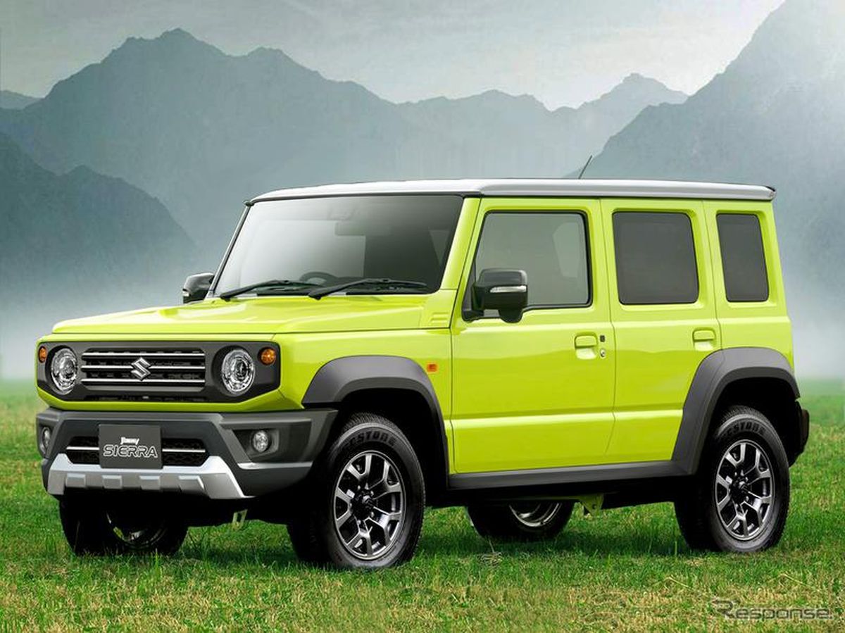Suzuki Jimny 5-Door: Kendaraan Eksklusif untuk Menjelajah Pesona Pantai Papuma Jember